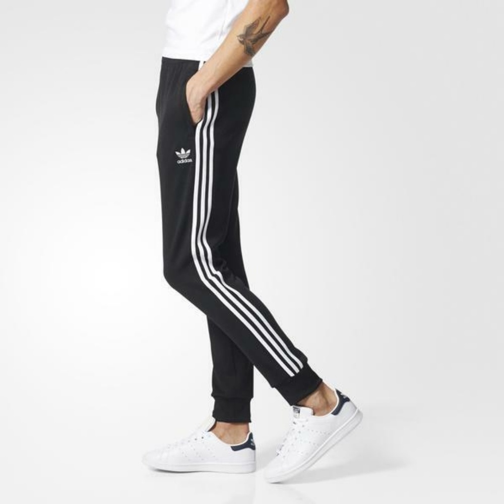 Like new Adidas originals Jogging pants